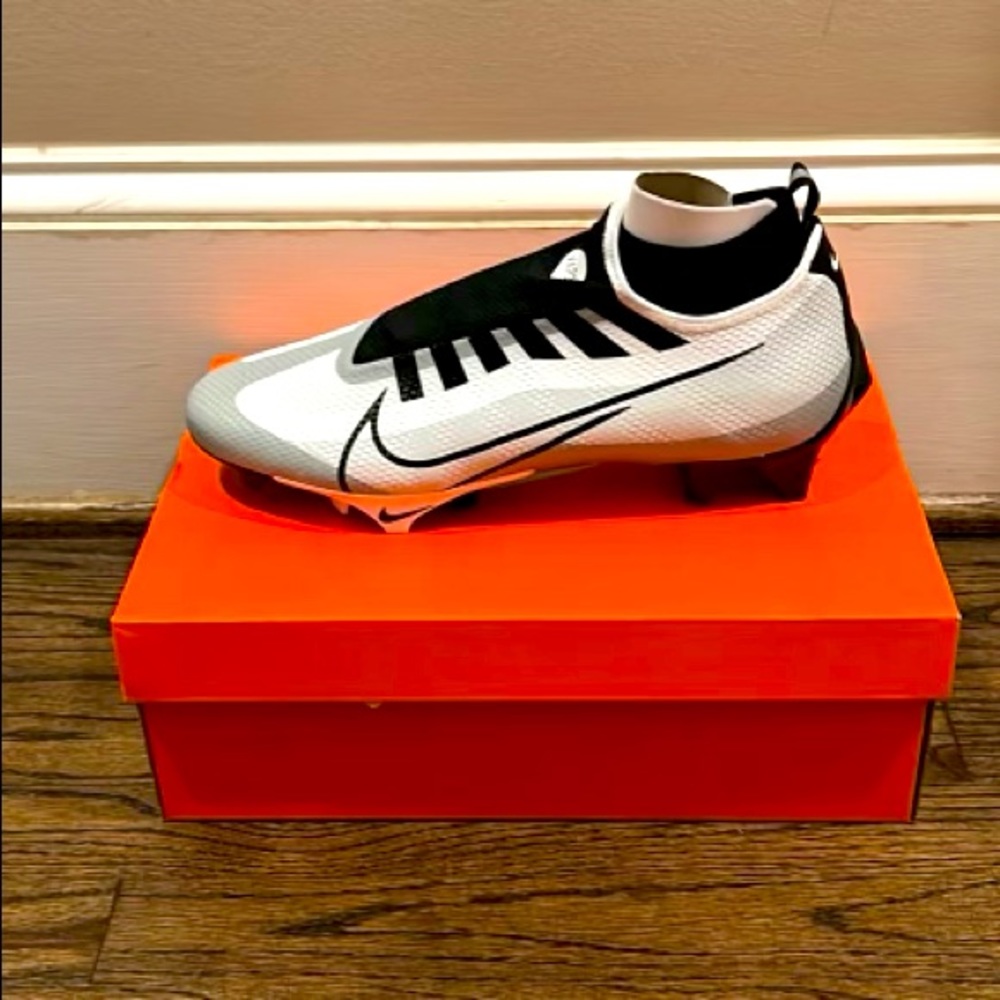 NIKE vapor edge pro 360 football cleats